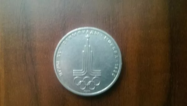 продам монеты: 2 евро-2002 года,  1 рубль 1977 г.в. олимпиада - 80 4